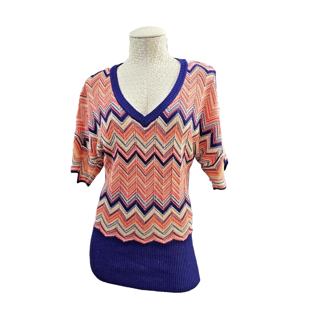OUTBACK RED Chevron V-Neck Sweater Women's M Short Sleeve Knit Multicolor